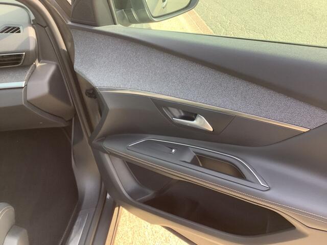 Peugeot 3008 1.2 PURET. GT LINE Automaat