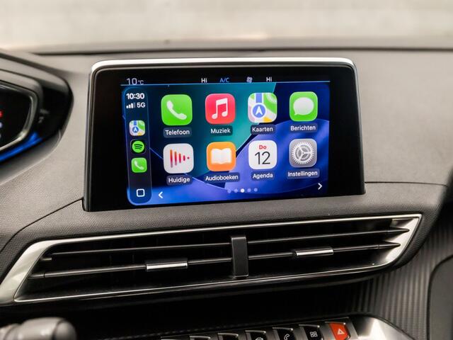 Peugeot 3008 1.2 PureTech Sport Automaat (APPLE CARPLAY, GROOT NAVI, TREKHAAK, PARKEERSENSOREN, SPORTSTOELEN, CRUISE, LANE ASSIST, NIEUWSTAAT)