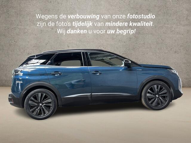 Peugeot 3008 1.6 HYbrid 225 GT Sport 225Pk Automaat (PANORAMADAK, APPLE CARPLAY, MEMORY SEATS, LEDER/ALCANTARA, STOELVERWARMING, FOCAL AUDIO, KEYLESS, ZWART HEMEL, NIEUWSTAAT)