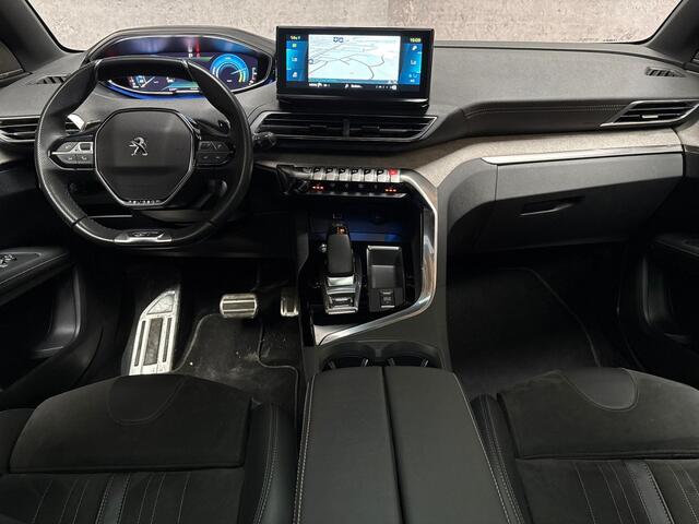 Peugeot 3008 1.6 HYbrid 225 GT Sport 225Pk Automaat (PANORAMADAK, APPLE CARPLAY, MEMORY SEATS, LEDER/ALCANTARA, STOELVERWARMING, FOCAL AUDIO, KEYLESS, ZWART HEMEL, NIEUWSTAAT)