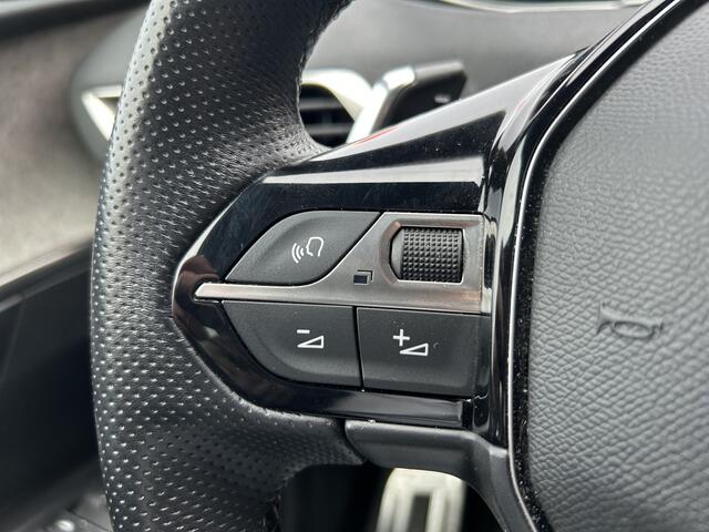 Peugeot 3008 1.6 HYbrid 225 GT BLACK PACK // PANO/SCHUIFKANTELDAK // ADAPTIVE CRUISE // FULL LED // FOCAL AUDIO // NAVI + CARPLAY // CAMERA