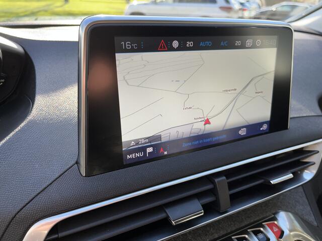 Peugeot 3008 1.2 PureTech Première | CARPLAY | CAM | ELEKTR. ACHTERKLEP | NAVI | PANO-SCHUIF/KANTELDAK | PDC V&A | TREKHAAK