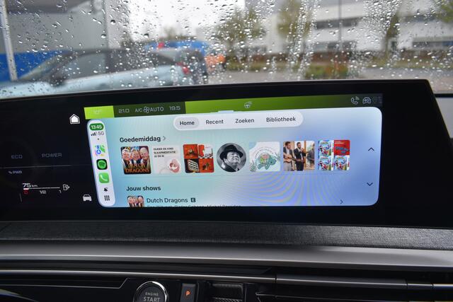 Peugeot 3008 Hybrid 145 Dcs-6 GT Navigatie | Camera V+A | Massagestoelen | Stoelverwarming | Alarm | Zeer Compleet