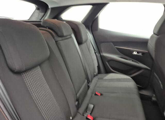 Peugeot 3008 1.2 PureTech Blue Lease Active 1e-Eig. & Keurig-Onderh. BOVAG-Garantie. NL-Auto.