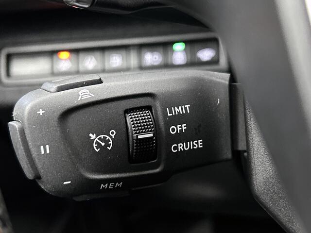 Peugeot 3008 1.6 HYbrid 225 GT | Rijklaar | Panoramdak |