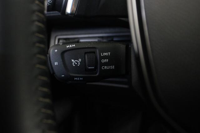 Peugeot 3008 1.2 PureTech Active Pack Business |Navi|Camera|