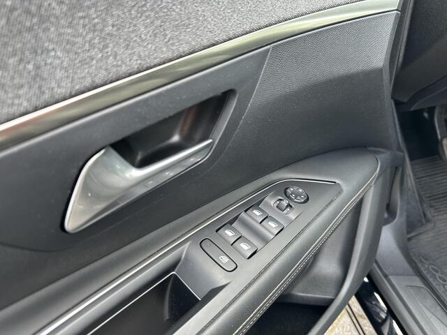 Peugeot 3008 1.2 PureTech Crossway