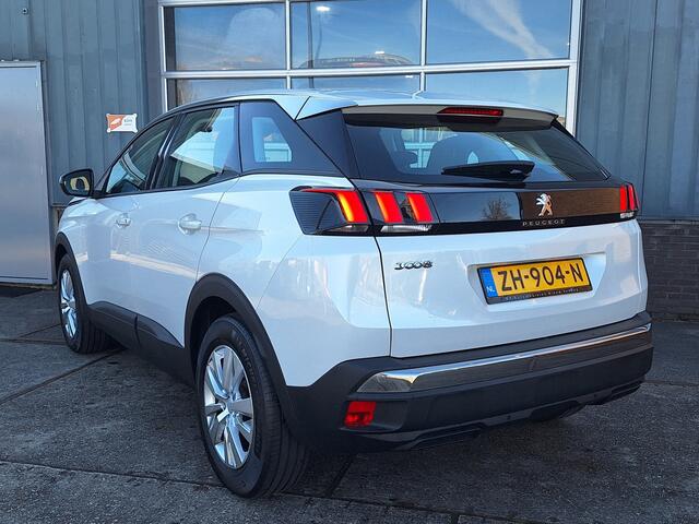 Peugeot 3008 1.2 PureTech Executive, Airco, Navigatie Pdc achter, Telefoon, 2e Eigenaar!