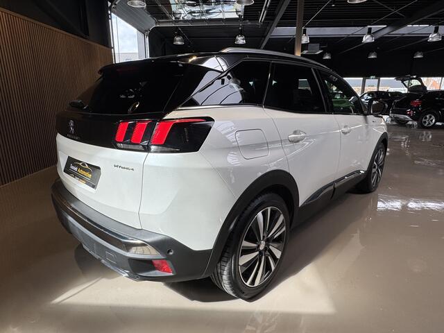 Peugeot 3008 1.6 GT Hybride 4 300 PK AWD Panorama Automaat navigatie, Climate 19 inch Sfeerverlichting