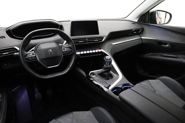 Peugeot 3008 1.2 PureTech Allure | Apple Carplay/Android Auto | Cruise Control | Climate Control | Parkeercamera | Navigatie systeem full map |