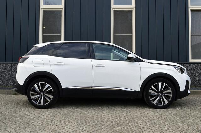Peugeot 3008 1.2 PureTech Allure Rijklaarprijs-Garantie Navigatie Airco Camera Leder/Stof interieur