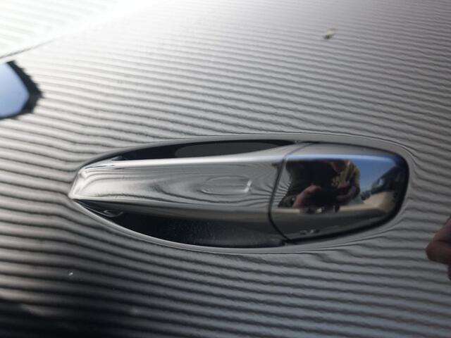 Peugeot 3008 1.2 Hybrid 136 Allure Winterpakket