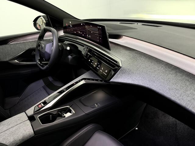 Peugeot 3008 1.2 Hybrid 145 GT Panoramadak, 360 Camera, Keyless start, Elektrische achterklep, Stoelverwarming, Cruise control, Rijstrook correctie, 1 jaar garantie