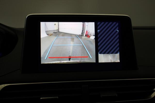 Peugeot 3008 1.2 PureTech Premiere - Digitaal Cockpit, Carplay, Camera, Half Leer, Trekhaak