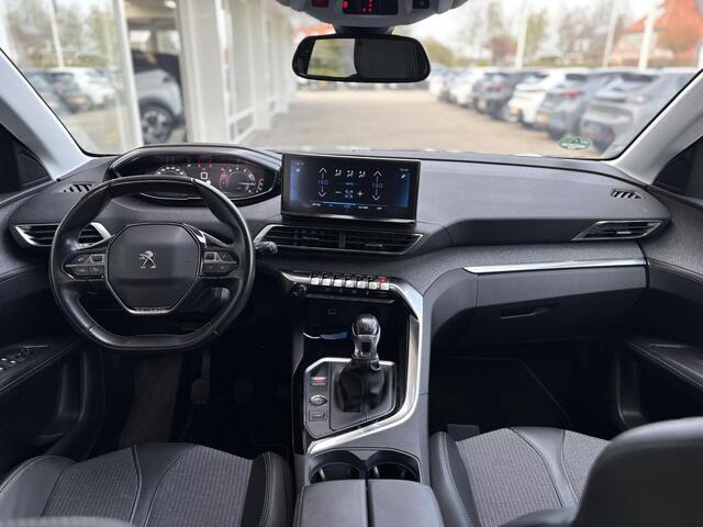 Peugeot 3008 1.2T 130pk Blue Lease Allure | Trekhaak | Achteruitrijcamera | Elektr. achterklep | LED | Navigatie | Nette staat!