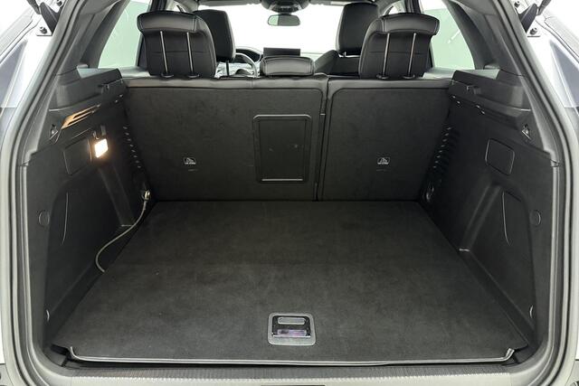 Peugeot 3008 1.6 HYbrid 180 Allure Pack Business | 19 inch | Navigatie | Climate & Adaptive Cruise Control | 3D Cockpit | AppleCarplay/Android Auto|