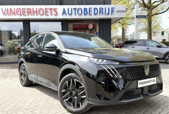 Peugeot 3008 Hybride 145 *** GT *** Le Quatorze Juillet * * Navigatie * Trekhaak * Stoel & Stuur Verwarming ** Elektrisch Bedienbare Achterklep * Achteruitrij Camera * Zwart * L.M. Velgen 19' * Adaptive Cruise Control * Keyless Entry & Start * Vingerhoets; Vierde Gene