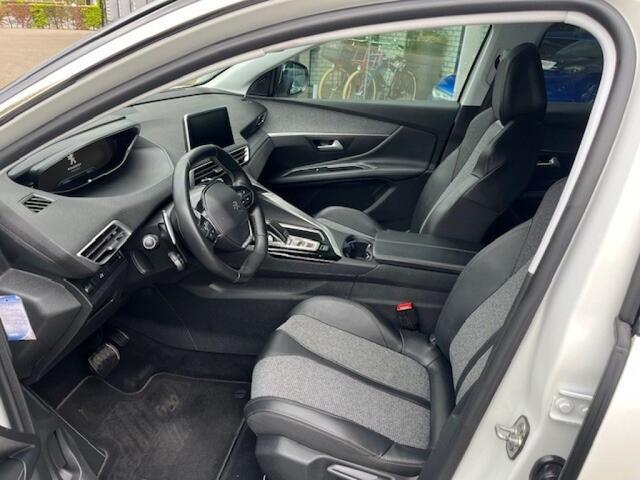 Peugeot 3008 1.2 PureTech Allure AUTOMAAT 360 CAMERA