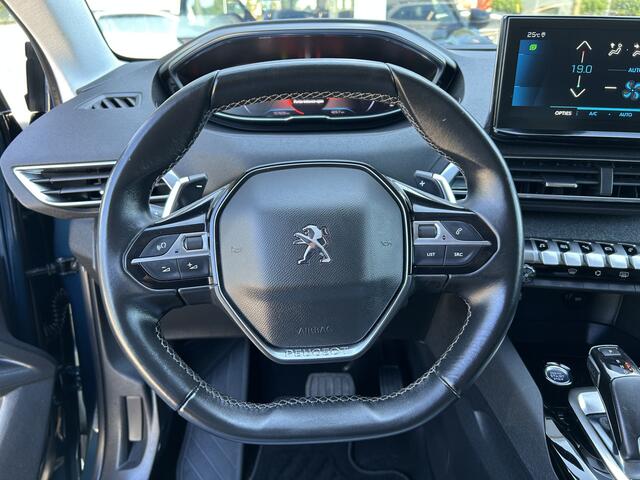 Peugeot 3008 1.2 PureTech Blue Lease Premium Nieuw model LED / Automaat / Carplay / Camera / Trekhaak