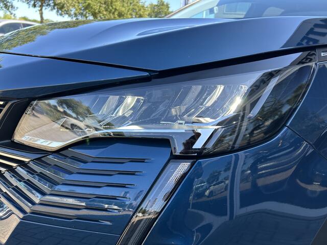 Peugeot 3008 1.2 PureTech Blue Lease Premium Nieuw model LED / Automaat / Carplay / Camera / Trekhaak