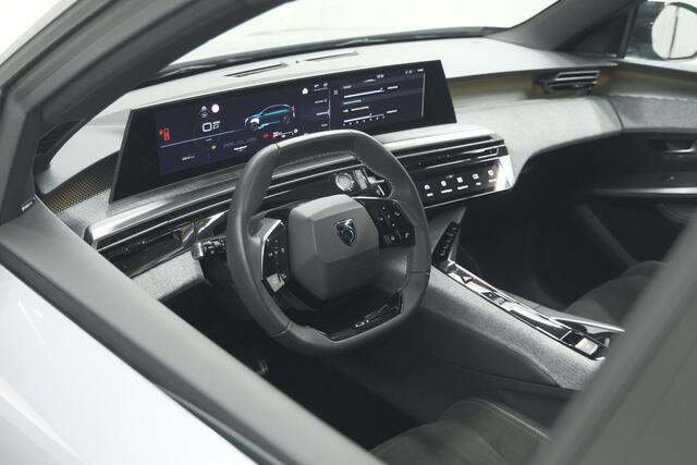 Peugeot 3008 1.2 Hybrid 136 GT | Panoramdak | 360 Camera | Stoelverwarming | Elektrische Kofferklep | Allseason Banden