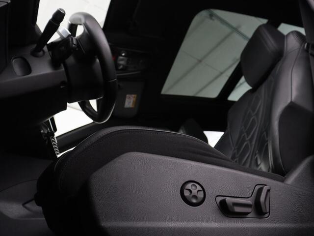 Peugeot 3008 1.6 HYbrid 225 GT | SOH 91,2% | Panoramadak | Leder | Stoelverwarming | 360 Camera | Massage | Adaptive cruise | Focal Sound | Carplay | Keyless | Full LED | Navigatie | PHEV | Plug In