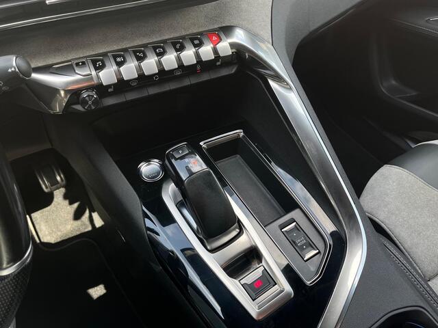 Peugeot 3008 1.6 HYbrid 225 GT | Plug-in Hybrid | Focal Audio | Rijklaar geleverd incl 12 maanden BOVAG garantie!