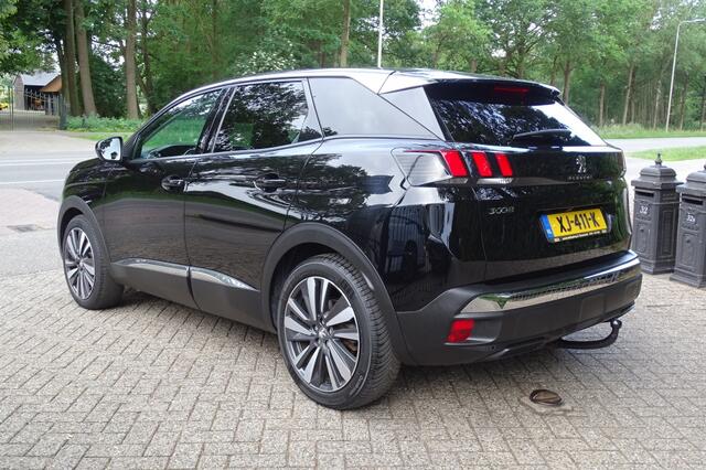 Peugeot 3008 1.2 PureTech Allure NAVI TREKHAAK
