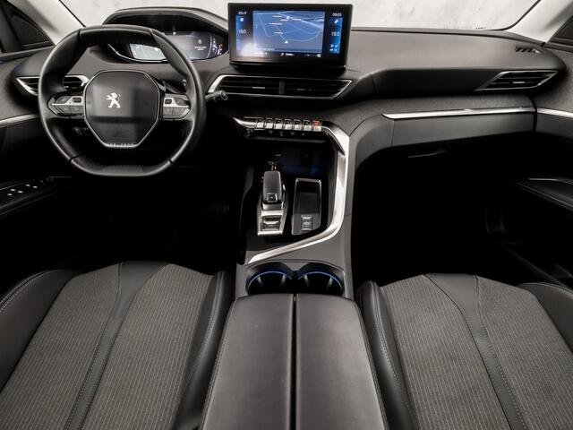 Peugeot 3008 1.2 PureTech Sport Automaat (APPLE CARPLAY, GROOT NAVI, 360 CAMERA, KEYLESS, SPORTSTOELEN, GETINT GLAS, TREKHAAK, NIEUWE APK, NIEUWSTAAT)