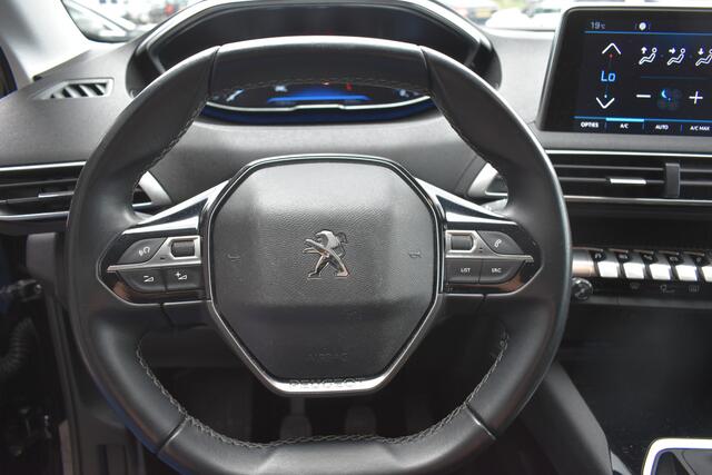 Peugeot 3008 1.2 PureTech Blue Lease Executive NIEUWE MOTOR