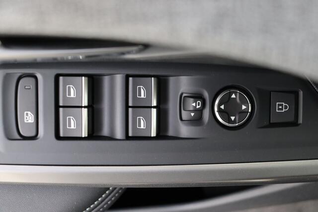 Peugeot 3008 e-3008 GT 73 KWH 210PK | Vision 360 & Drive Assist | Warmtepomp