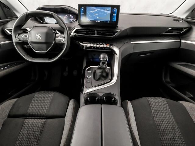 Peugeot 3008 1.2 PureTech Sport (APPLE CARPLAY, GROOT NAVI, KEYLESS, 360 CAMERA, SPORTSTOELEN, CRUISE, LANE ASSIST, NIEUWSTAAT)