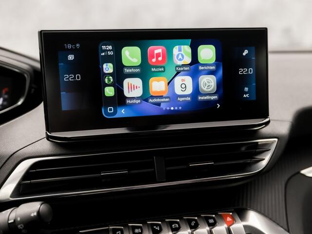 Peugeot 3008 1.2 PureTech Sport (APPLE CARPLAY, GROOT NAVI, KEYLESS, 360 CAMERA, SPORTSTOELEN, CRUISE, LANE ASSIST, NIEUWSTAAT)