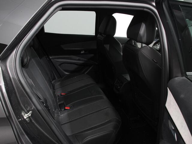 Peugeot 3008 1.6 HYbrid 225 GT Automaat Climate control Adaptieve cruise control Navigatie Lichtmetalen velgen Camera Apple Carplay/ Android Auto Led Trekhaak