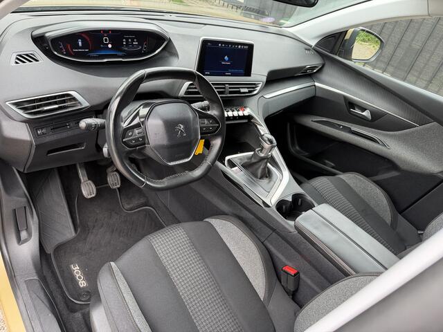 Peugeot 3008 1.2 PureTech Active Carplay/Clima/Cruise/Navi/PDC