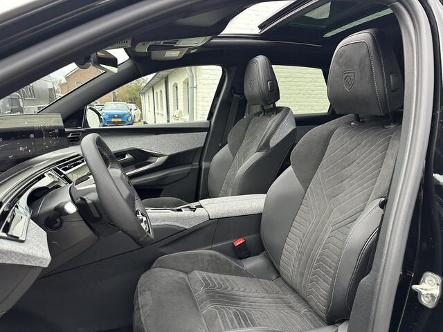 Peugeot 3008 1.2 Hybrid 145 PK GT | Bouwjaar 2026 | Panorama/Schuif-Kanteldak | Luxe Alcantara & Leder Interieur met Massage | Achteruitrij-Camera | Navigatie | FOCAL Premium Audio | Adaptieve Cruise Control | Elektrische Kofferklep | Stoel- & Stuurverwarming |