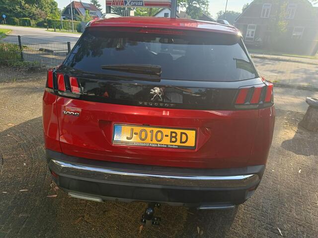Peugeot 3008 1.2 PureTech Allure //Glazen schuif/kanteldak//Afn.Trekhaak//Electr.bed.achterklep//Camera