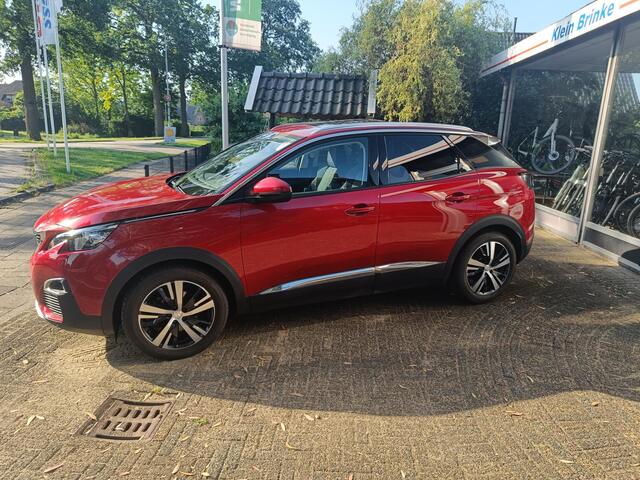 Peugeot 3008 1.2 PureTech Allure //Glazen schuif/kanteldak//Afn.Trekhaak//Electr.bed.achterklep//Camera
