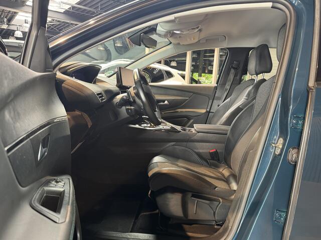 Peugeot 3008 1.6 HYbrid 225 Allure Pack Business