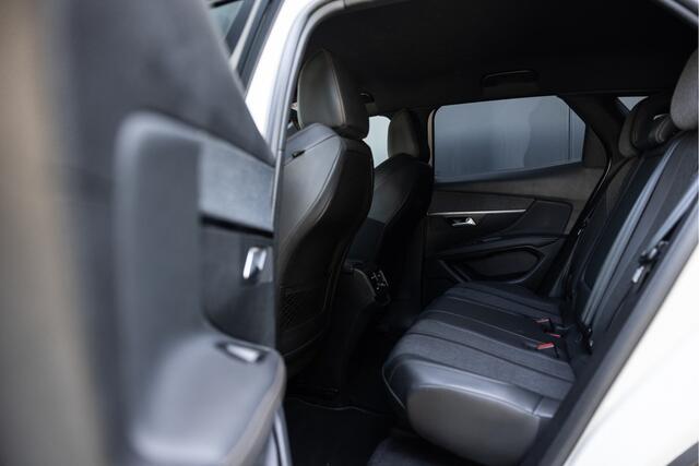 Peugeot 3008 1.2 PureTech GT Line | Trekhaak | Carplay | Elektrische achterklep