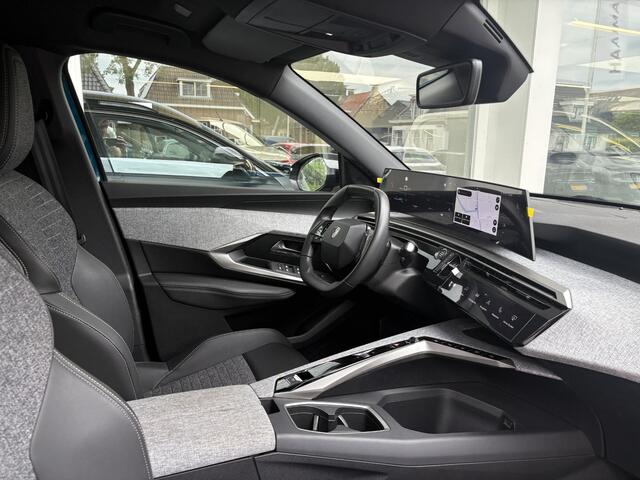 Peugeot 3008 e-3008 Allure 73 kWh | WLTP range 512km | 160kW snelladen | Achteruitrijcamera | Navigatie | Climate Control | Cruise Control |