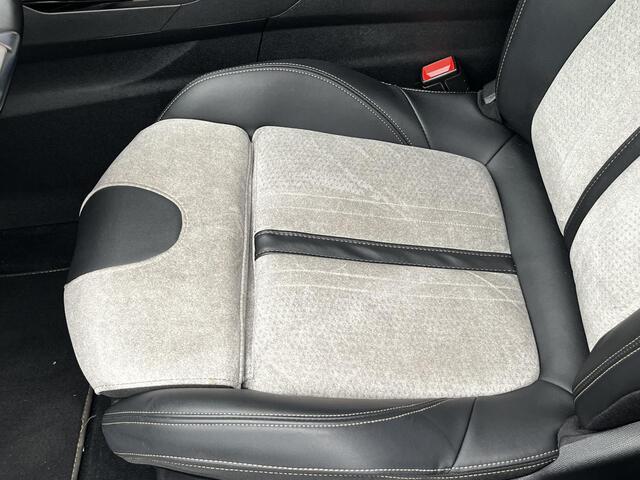 Peugeot 3008 GT Pack Business 1.6 PHEV HYbrid 225pk EAT8 | FOCAL HIFI | MASSAGE | HANDSFREE A. KLEP | MEMORY | AGR-STOELEN | 360° CAMERA | APPLE CARPLAY / ANDROID AUTO | ALCANTARA/LEDER | BLACK PACK |