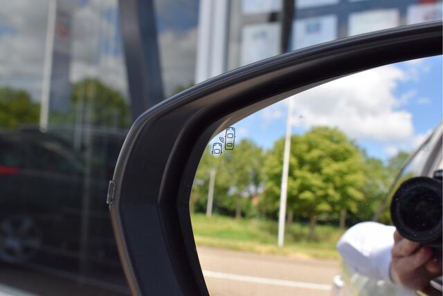 Peugeot 3008 1.2 GT 130PK | Automaat | Trekhaak | LED | Camera | Navi