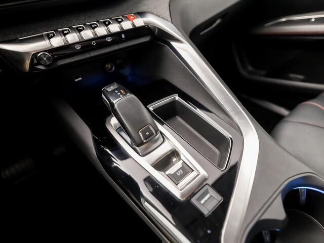 Peugeot 3008 1.2 PureTech Allure Automaat (APPLE CARPLAY, GROOT NAVI, LEDER, TREKHAAK, STOELVERWARMING, SPORTSTOELEN, GETINT GLAS, 360 CAMERA, CRUISE, NIEUWSTAAT)