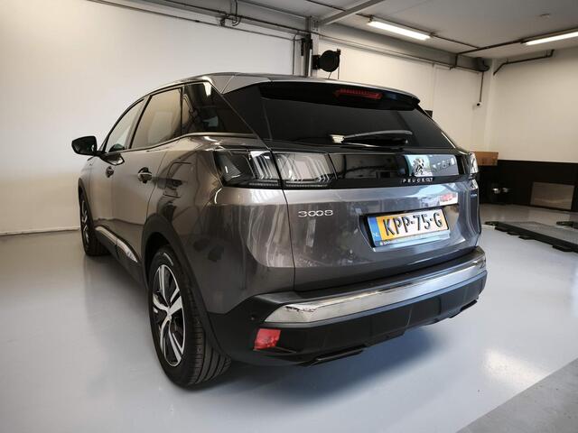 Peugeot 3008 1.6 HYbrid 225 Allure Pack Business