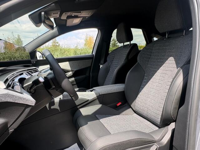 Peugeot 3008 1.2 HYBRID 145PK ALLURE AUT. LED NAVI CAMERA CARPLAY AIRCO