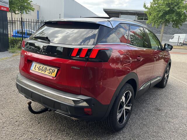 Peugeot 3008 1.6 PureTech GT Line // FULL OPTIONS!! // TREKHAAK // MASSAGE STOELEN // FOCAL PREMIUM AUDIO // ADAPTIVE CRUISE // PANO SCHUIF-KANTEL DAK //