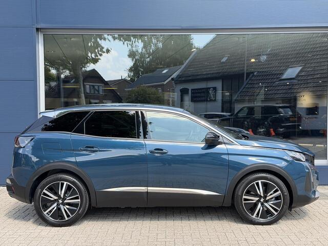 Peugeot 3008 1.6 HYbrid 180 PK Allure Pack Business | Automaat | Plug-In Hybride tot 50 KM Elektrisch | Navigatie | LED Verlichting | Climate Control | Dode Hoek Detectie | Adaptieve Cruise Control | Camera | Parkeersensoren V+A | 19" Lichtmetalen Velgen GT Look | Hog