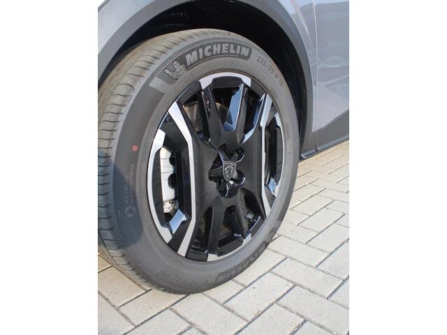 Peugeot 3008 1.6 plug-in Hybrid 195 Allure e-DCS7 Automaat Navigatie, Trekhaak, Rondomzichtcamera, Keyless entry, Stoelverwarming, Stuurwielverwarming