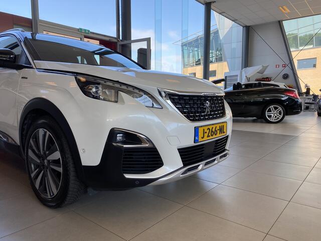 Peugeot 3008 1.2 PureTech GT Line Avantage,Automaat,Navigatie,Achteruitrijcamera,Climate&Cruisecontrol,Spraakbediening,Trekhaak,Keyless,Digitaal Instrumentenpaneel,Leder/Stof,V&A Sensoren,19 Inch Lmv